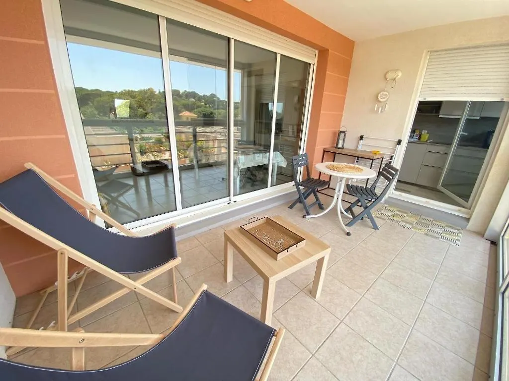 Joli T3 Lumineux Confortable Et Ideale Situation Cavalaire-sur-Mer
